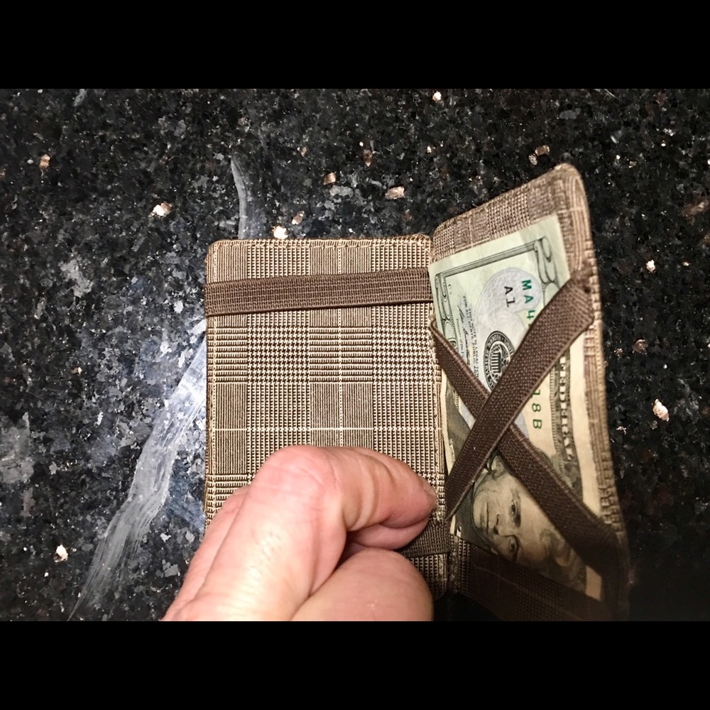 Magic wallet - Picture 2 of 4